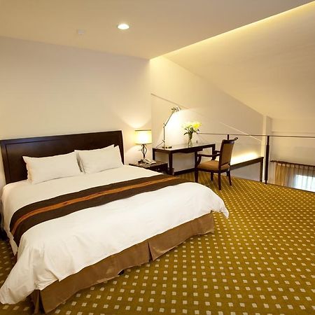 Les Hotel Tainan Exterior foto