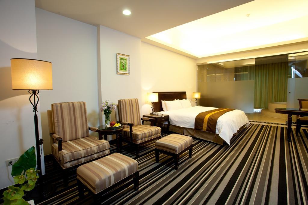Les Hotel Tainan Exterior foto