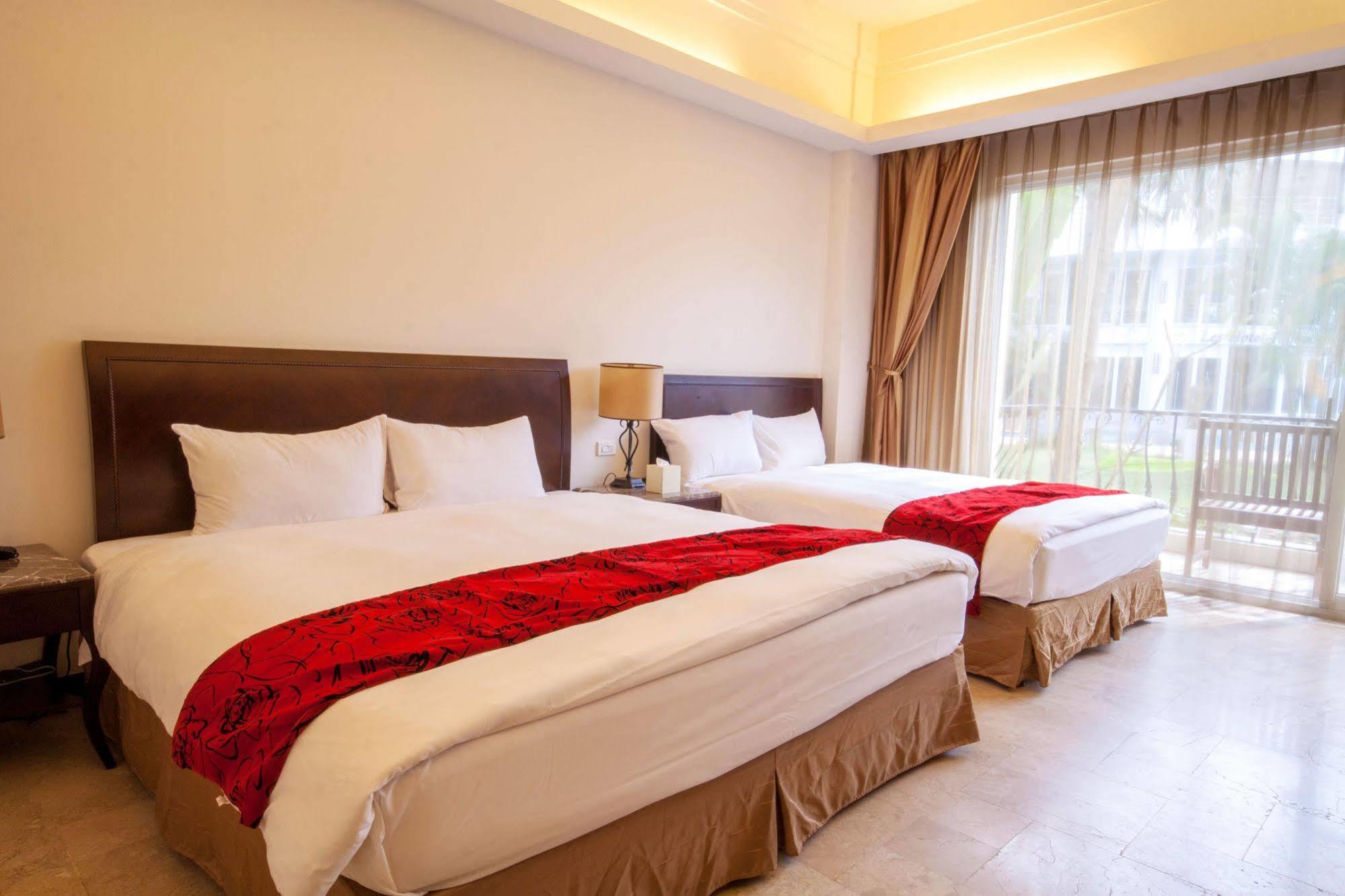 Les Hotel Tainan Exterior foto